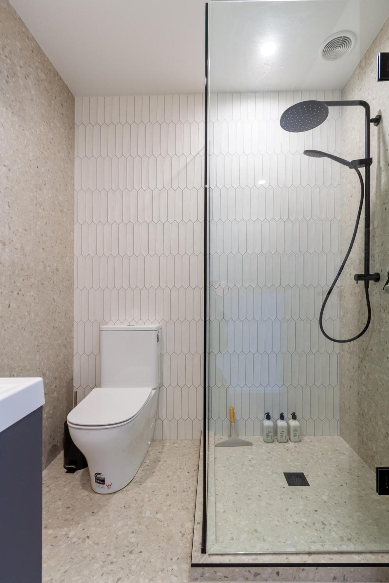 Stylish 3 Bedroom Home In Prime City With Garage Christchurch Exterior foto