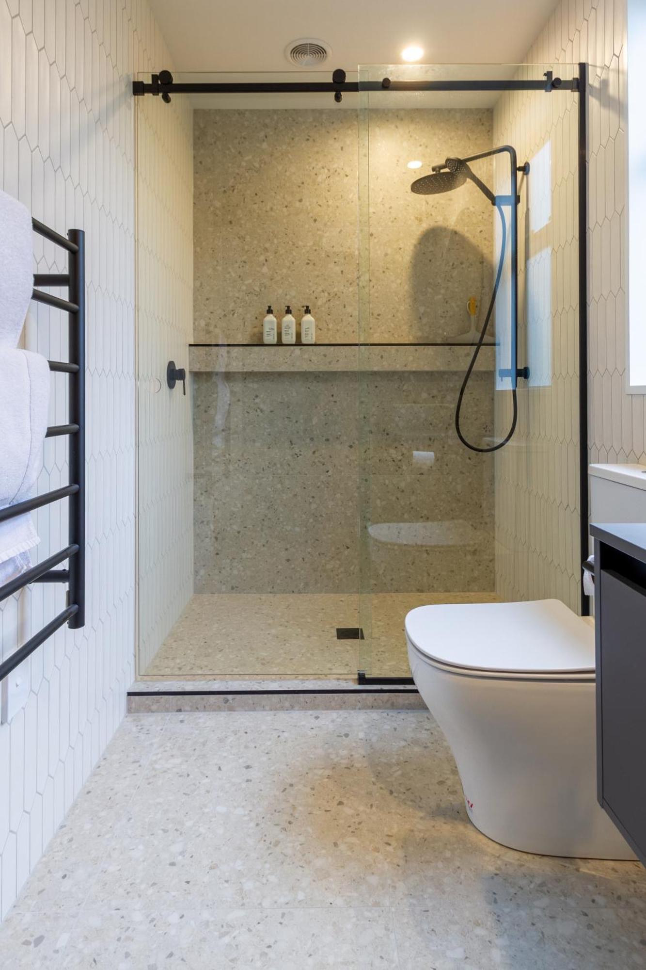 Stylish 3 Bedroom Home In Prime City With Garage Christchurch Exterior foto