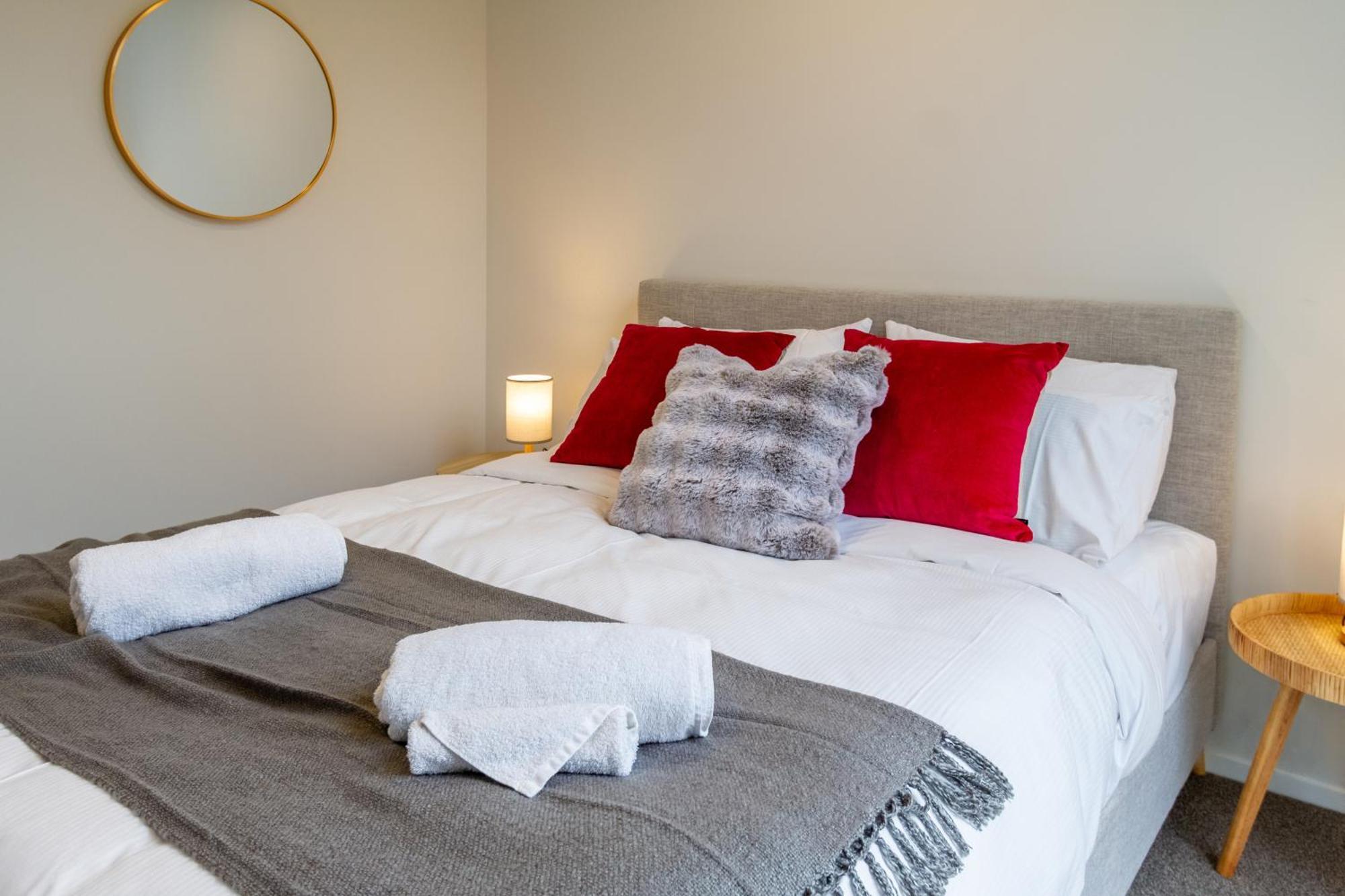 Stylish 3 Bedroom Home In Prime City With Garage Christchurch Exterior foto